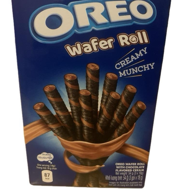 Oreo wafer roll chocolate biscuit snack UK - SugarPlug